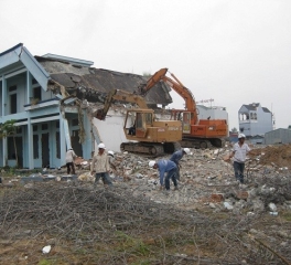 Thu mua xác nhà cũ Bình Dương chuyên nghiệp, uy tín